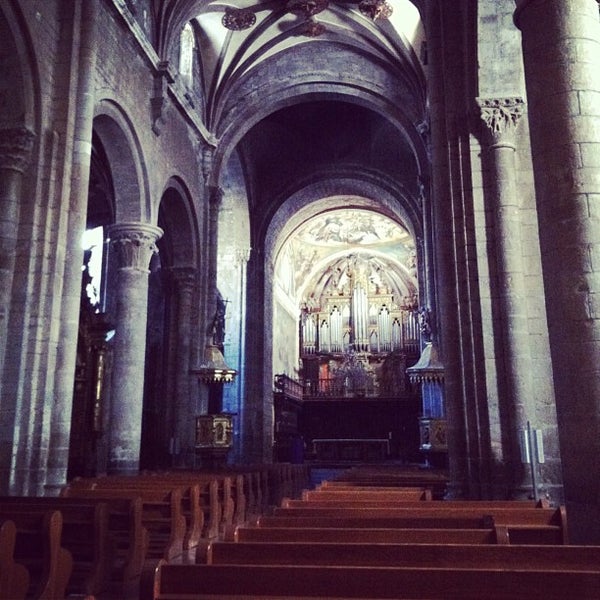 Photo taken at Catedral De Jaca by Jordi S. on 2/23/2013