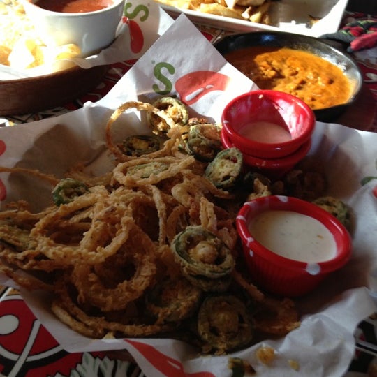 Photo taken at Chili&#39;s Grill &amp; Bar by Bailey J. on 11/2/2012