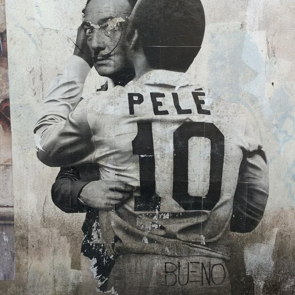 Foto tirada no(a) Museu Pelé por Felipe G. em 6/20/2017