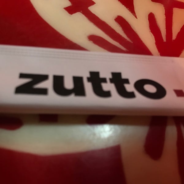 Foto tirada no(a) Zutto Japanese American Pub por Rob M. em 7/1/2017