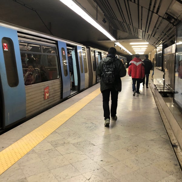 Станция метро кремлевская казань. Metro am. Mini metro мобайл. Проспект победы (станция метро, казань). Информатор метро токио.