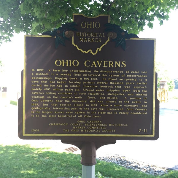 Foto tirada no(a) Ohio Caverns por Reggie J. em 6/1/2016