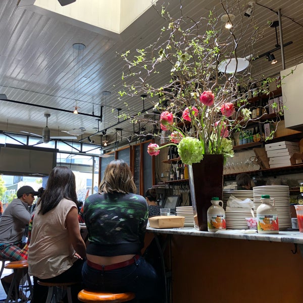 4/29/2018에 Soowan J.님이 Universal Cafe에서 찍은 사진