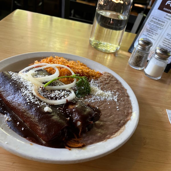 Comfortable seating and excellent Mole!