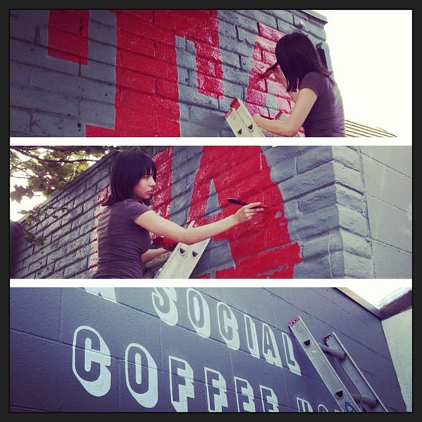 7/15/2013にsonny m.がTaza. A social coffee house.で撮った写真