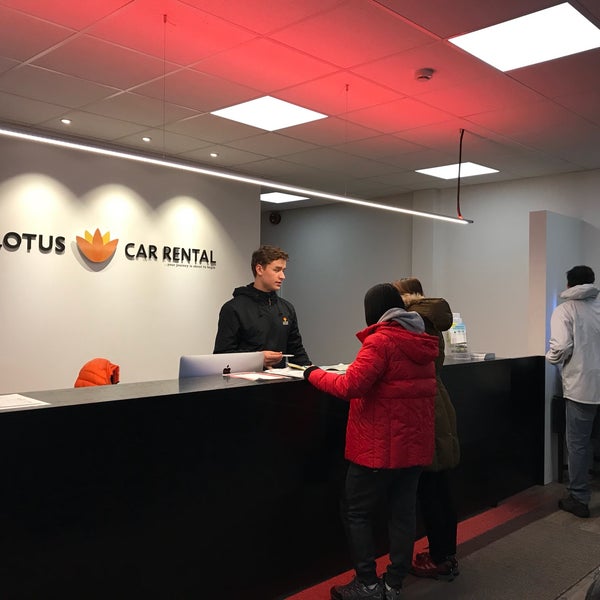 Lotus Car Rental - Blikavöllur