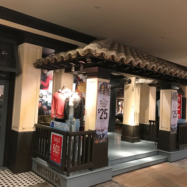 Hollister sangertown mall sale