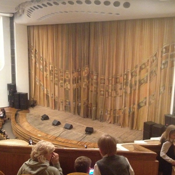 Photo prise au Samara State Philharmonic par Диамид le4/18/2013
