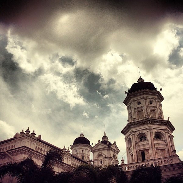 Sultan Abu Bakar State Mosque Masjid Negeri Sultan Abu Bakar Johor Kaki Travels For Food