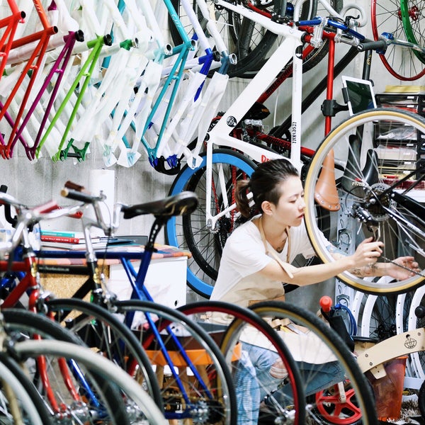 the urban bike shop