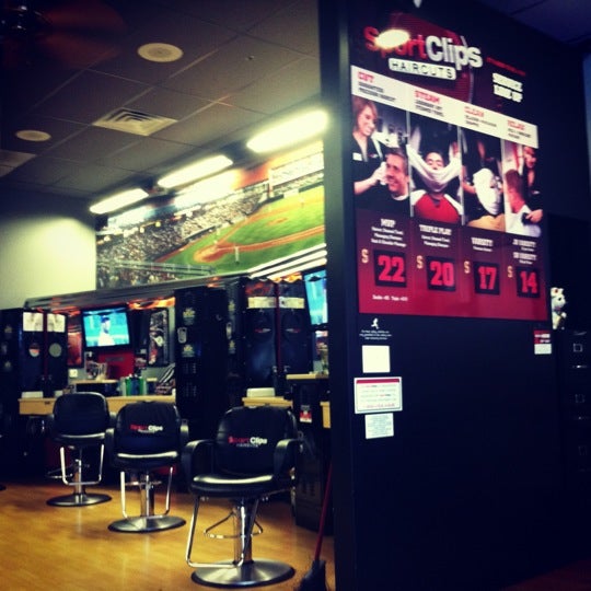 Sport Clips Haircuts of Elk Grove Elk Grove, CA