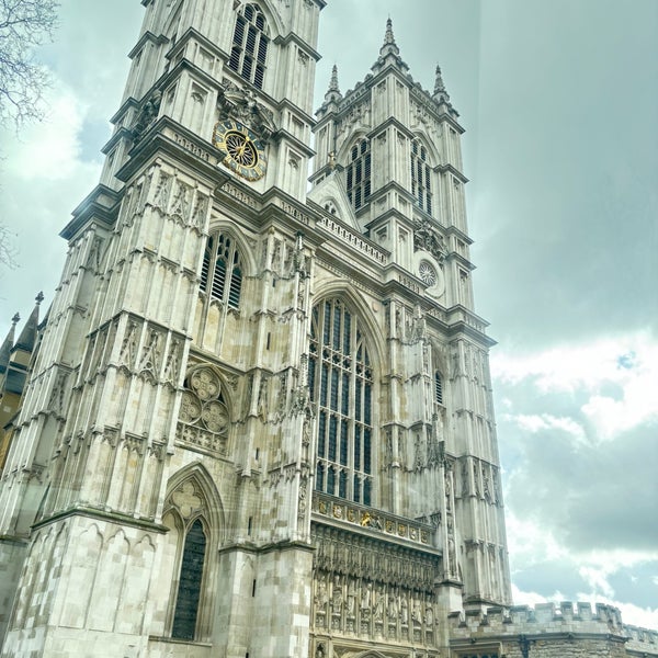 Das Foto wurde bei Westminster Abbey von Marcel ☀️ am 2/24/2024 aufgenommen