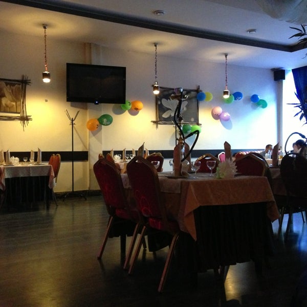 Кафе элегант. Элегант кафе спб на руставели. Кафе элегант воткинск. Ресторан элегант волгоград. Кафе элегант на руставели.