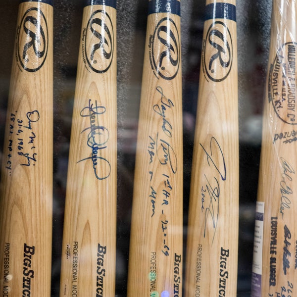 Nick's Sports Cards & Memorabilia 5 tips