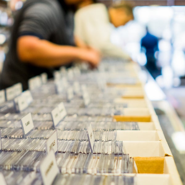 Nick's Sports Cards & Memorabilia 5 tips