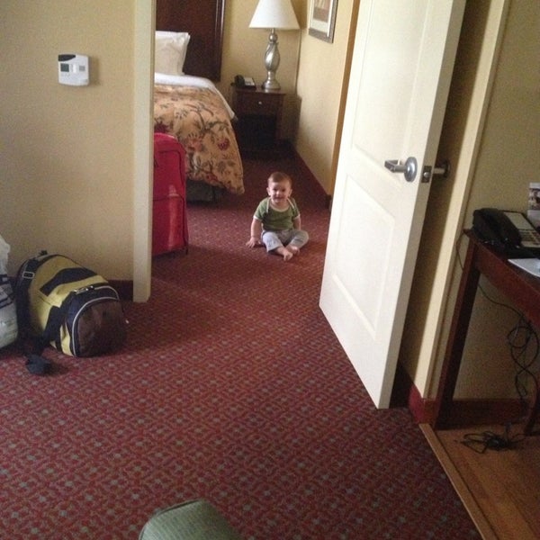 Foto diambil di Homewood Suites by Hilton oleh Sarah H. pada 9/7/2013