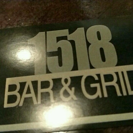 Foto tirada no(a) 1518 Bar &amp; Grill por Nick B. em 11/8/2016