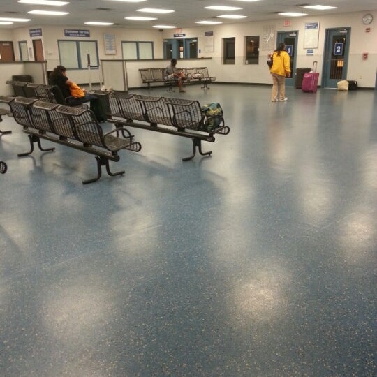Greyhound Bus Lines - Bus Station in Tucson