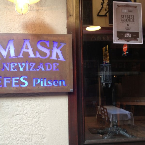 รูปภาพถ่ายที่ Mask Nevizade โดย Göksel เมื่อ 3/1/2013