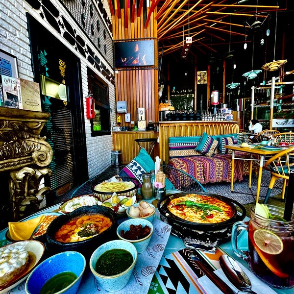 Das Foto wurde bei Bohoo Restaurant &amp; Cafe von Ma&#39;an. am 2/12/2023 aufgenommen