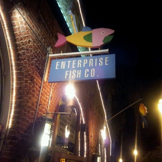 รูปภาพถ่ายที่ Enterprise Fish Company โดย michelle x. เมื่อ 1/20/2013