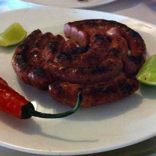 Foto scattata a Cabaña Restaurante da Bia A. il 5/30/2012