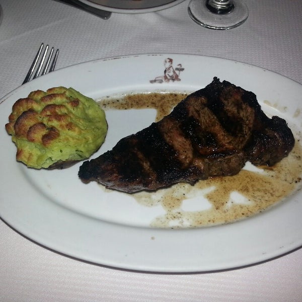 Lee Hamilton Steak House La Castellana Av. San Felipe, La Castellana