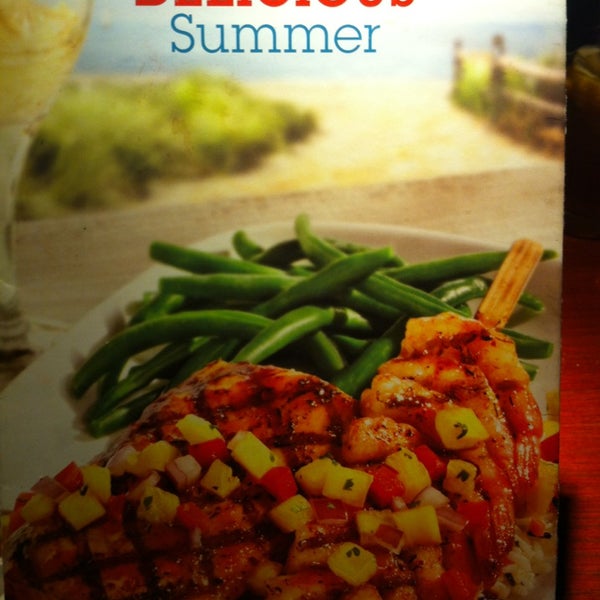 Photo taken at Red Lobster by Lenora B. on 6/8/2013