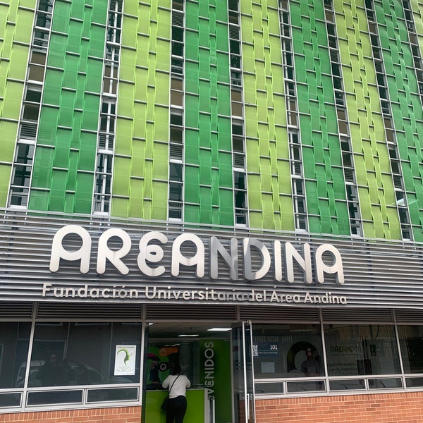 Fotos en Fundacion Universitaria del Área Andina Chicó Lago Calle 71 No 1321