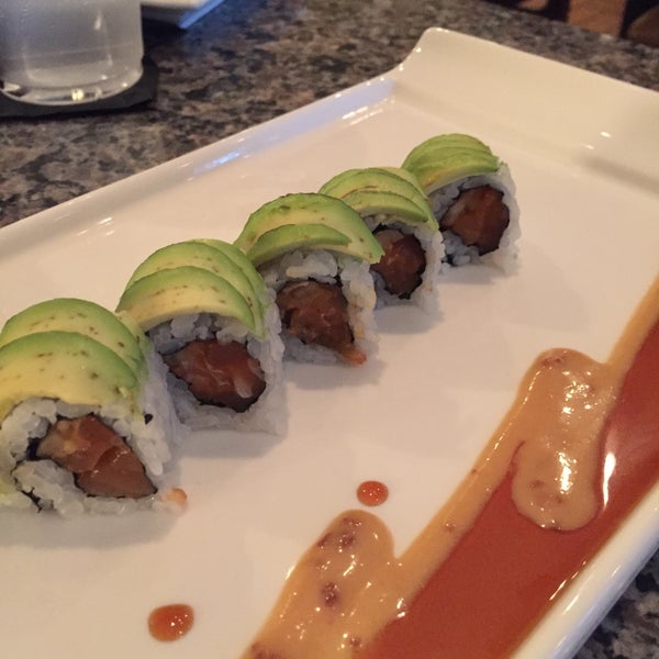 Photo taken at Umi Japanese Restaurant by Joe C. on 3/14/2015