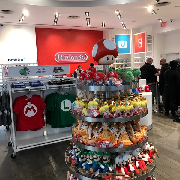 Nintendo Store New York (Full Tour) 