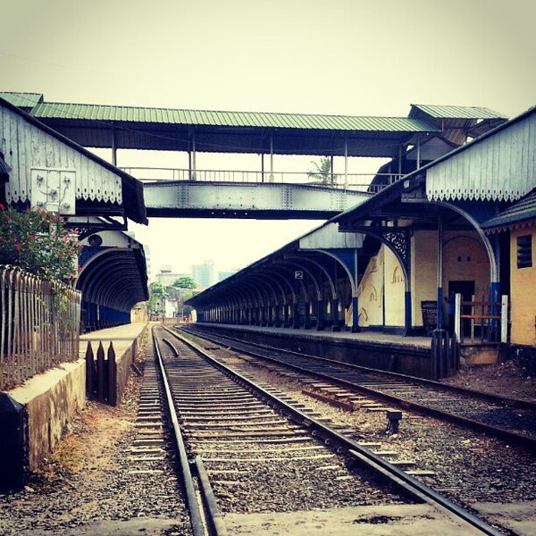 Photos at Slave Island Railway Station - 5 tips