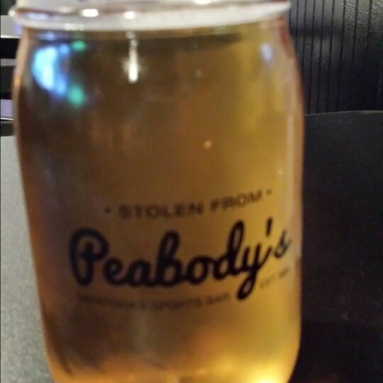 8/22/2013 tarihinde suzanne m.ziyaretçi tarafından Peabody&#39;s Sports Bar &amp; Grill'de çekilen fotoğraf