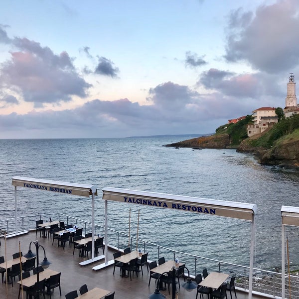 Photo taken at Yalçınkaya Cafe &amp; Restaurant by Yasin D. on 5/20/2018