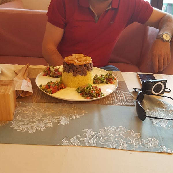 Photo taken at Is Cafe by Ali I. on 8/9/2017