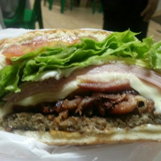 Skin o Lanches Burger Joint In Ribeir o Preto
