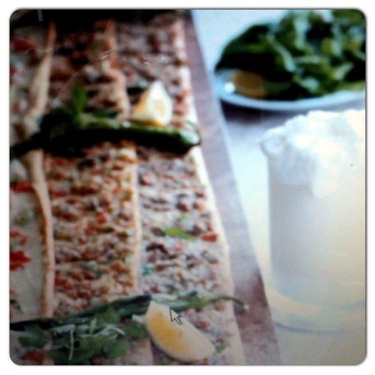 Ovalı Konya Mutfağı Ziya Gökalp�da Türk Restoranı