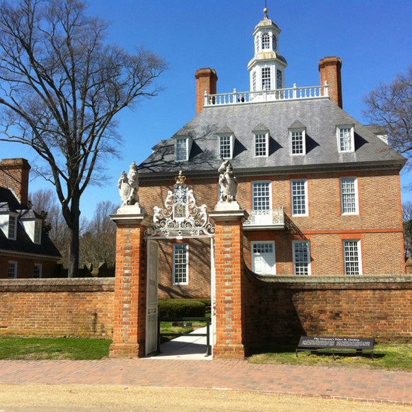 Photo taken at Colonial Williamsburg Regional Visitor Center by Jerome N. on 4/3/2013