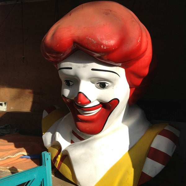 Photos At Brocante Des Allees J Guesde A Toulouse Saint Etienne 1 Tip From 33 Visitors