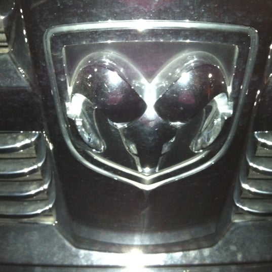 Berglund Chrysler Jeep Dodge Ram Colonial Avenue Area Roanoke Va Berglund Chrysler Jeep Dodge Ram