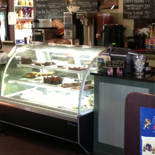 10/16/2012 tarihinde Sara C.ziyaretçi tarafından Hob Nobs Cafe &amp; Spirits'de çekilen fotoğraf