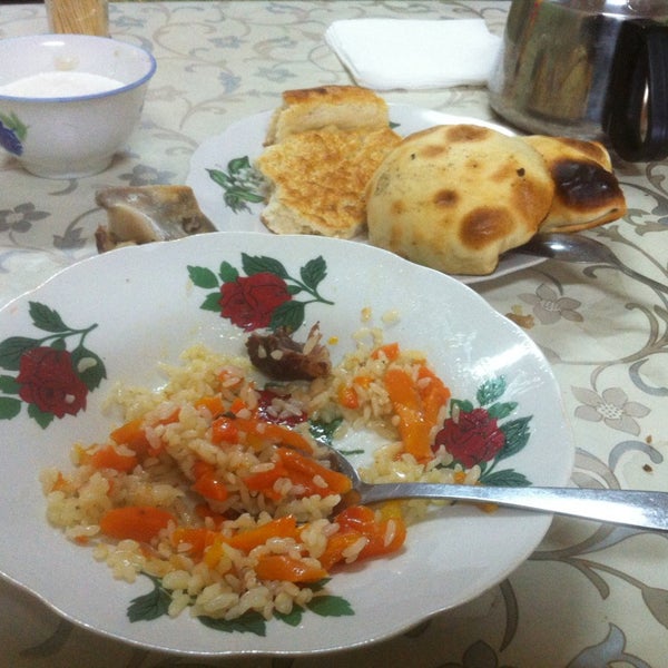 Кафе Мадина Уйгурская кухня