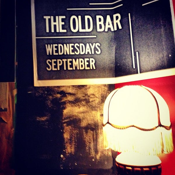 รูปภาพถ่ายที่ The Old Bar โดย gtvone เมื่อ 11/29/2012