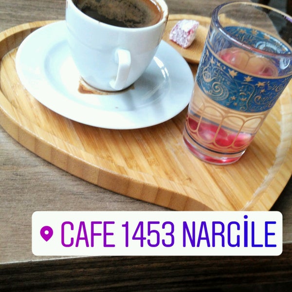 Foto tirada no(a) Cafe 1453 por Burcu Ü. em 2/25/2017