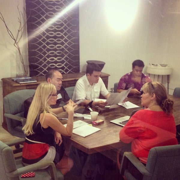 Photos at The Box Jelly (Now Closed) Ala Moana Kakaako 1 tip