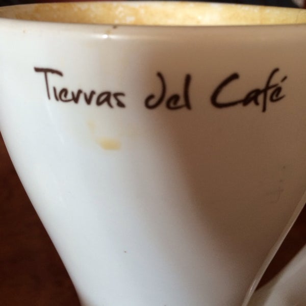 2/23/2014 tarihinde Kinito M.ziyaretçi tarafından Tierras del Café'de çekilen fotoğraf