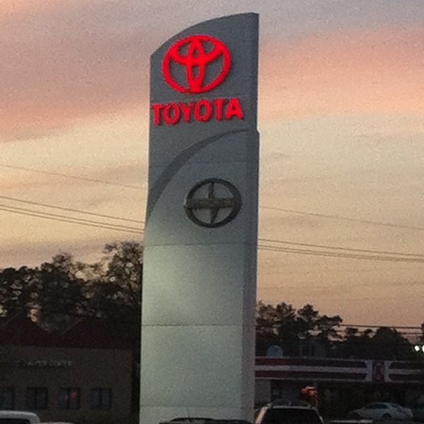 Photo taken at Supreme Toyota of Hammond by Supreme Toyota of Hammond on 1/26/2015