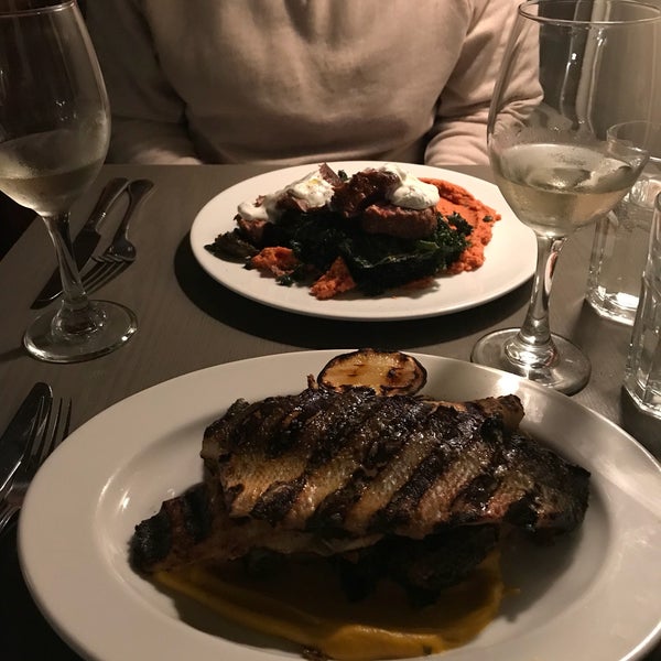 Uh, YUM! We love to frequent the UWS and this spot was perfect. Spot is unassuming and wait staff a bit slow, but mini tacos (fried fish) to start and grilled branzino main was this fish lover’s dream