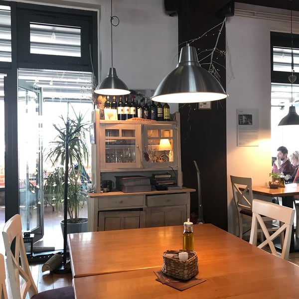 3/9/2018 tarihinde Svjetlana C.ziyaretçi tarafından Pizza@Kavica Duksa'de çekilen fotoğraf
