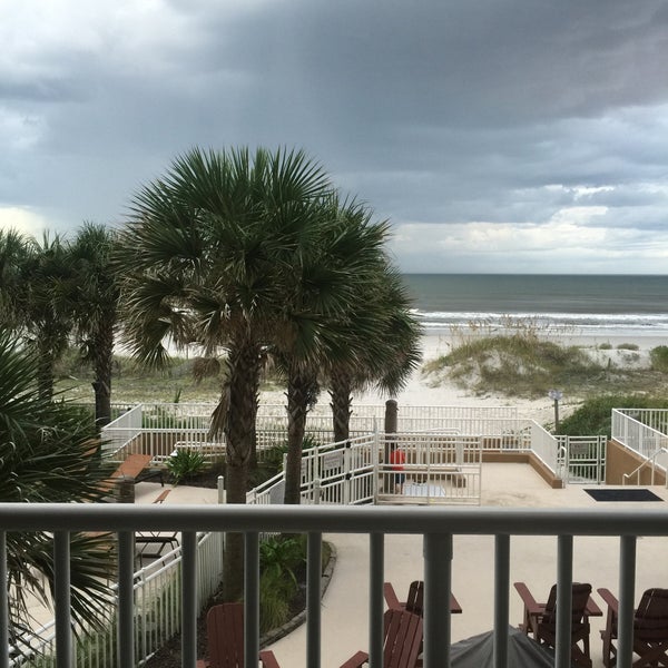 Photo taken at Courtyard by Marriott Jacksonville Beach by Claudia on 9/2/2016